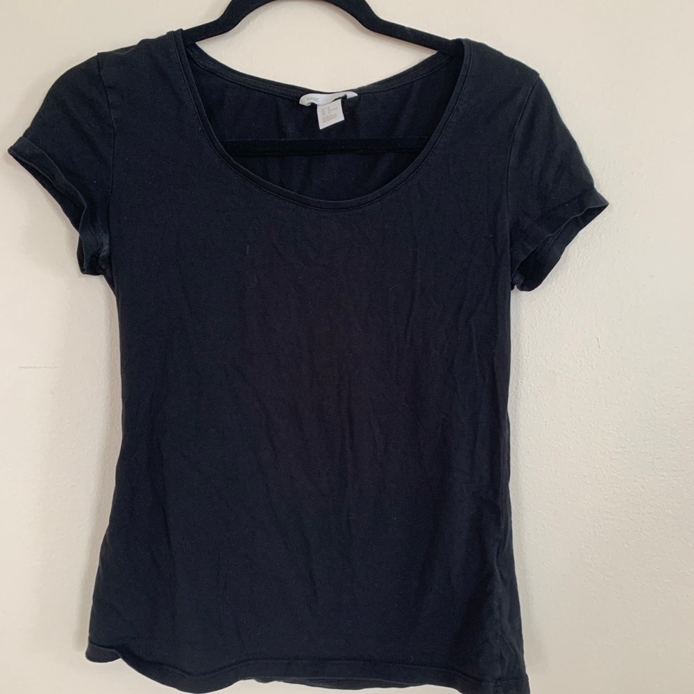 Basic Tee- Perfect for any Outfit!